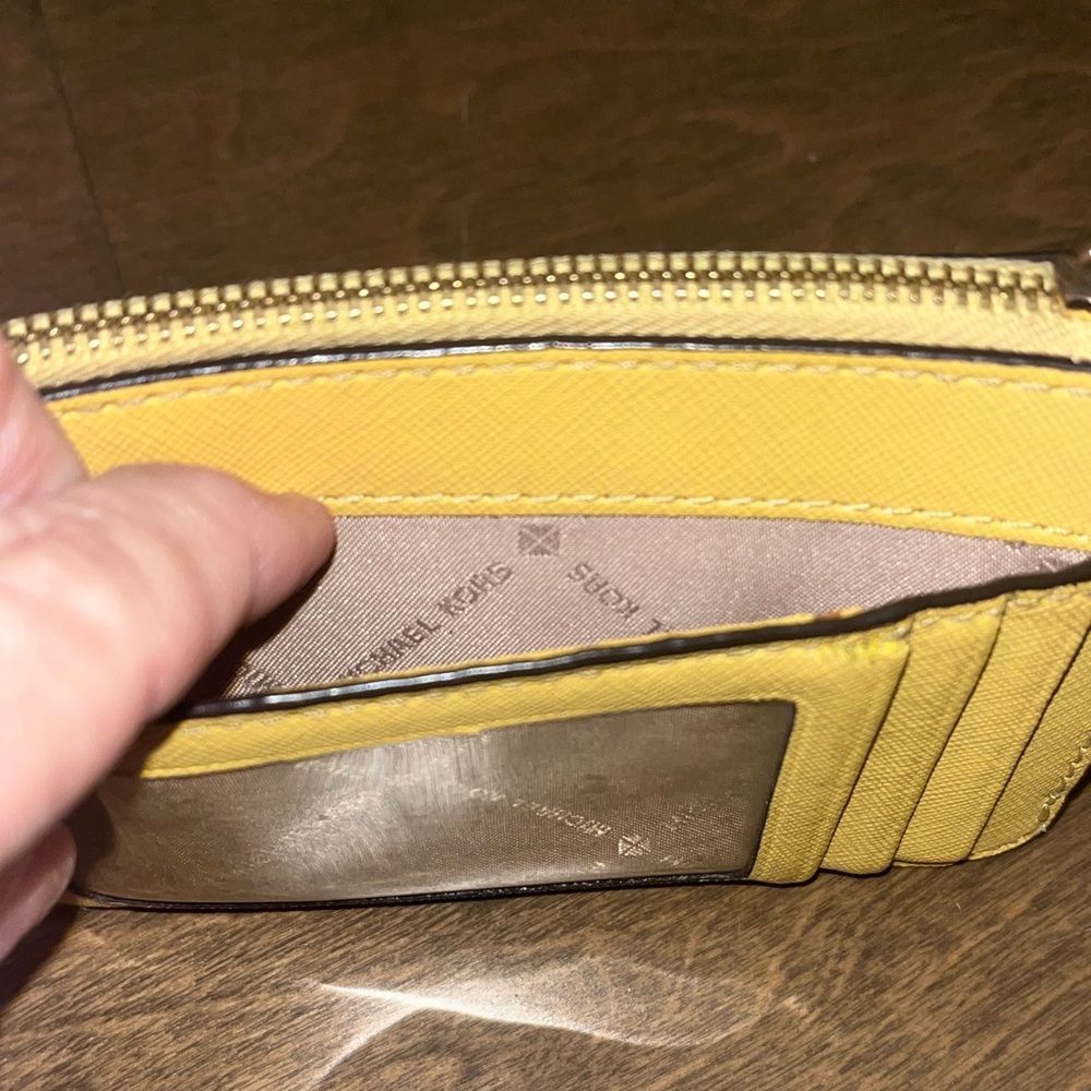Michael Kors Jet Set Travel Coin Pouch with ID & Key Holder Wallet - Picture 4 of 9